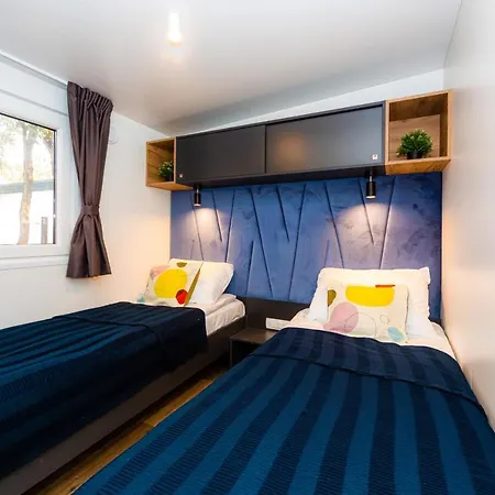 Camping Mobile Lily, Croatia